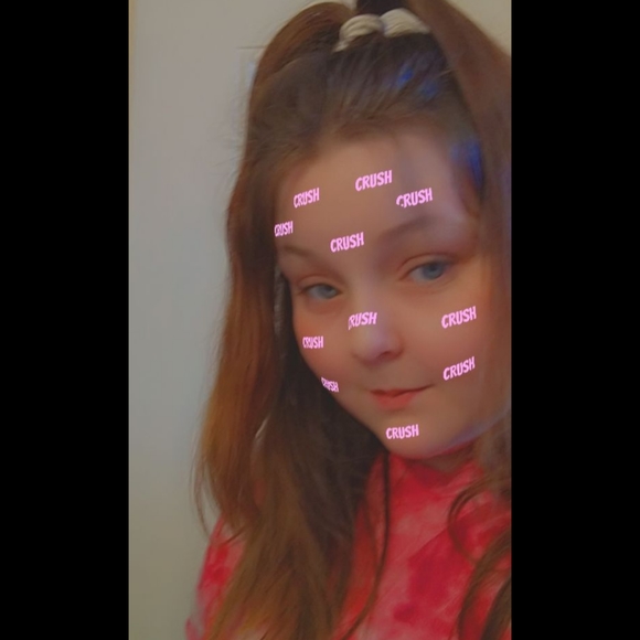 Meet your Posher! Victoria<3 - Picture 5 of 5